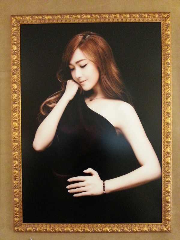   [PICS] Jessica @ exhibición Cartier Love Tumblr_mec8nwsHXU1rheyf6o1_1280