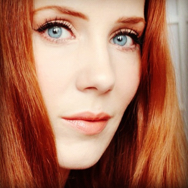 Fotos de Simone Simons - Página 14 Tumblr_mej2olY6641rkt7nxo5_r1_1280