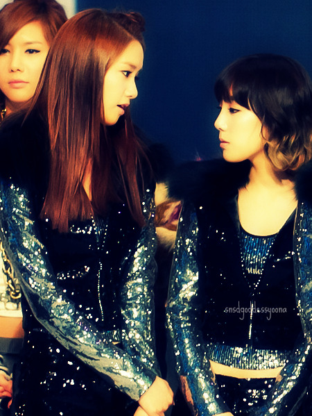 [3/1/2012] [PICS] COUPLE ĐẸP KHÔNG KÉM GÌ TAENY Tumblr_lhdux9yaUu1qc57duo1_500