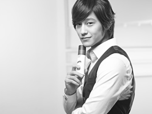      ..  kim bum   -  9 Tumblr_lk4obxhcQp1qa8l7ro1_500