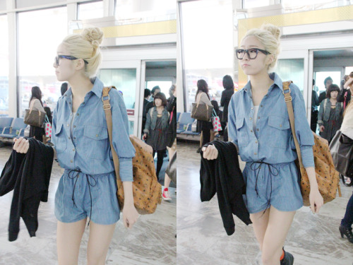 {Pics}{110425}Dal★shabet en el aeropuerto antes de llegar a Jeju Island! Tumblr_lk8p5s5gxr1qg4gqxo1_500