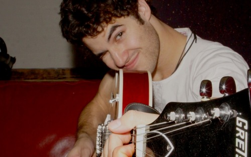 Darren Everett Criss Tumblr_lkjb9xDO3x1qfkby3o1_500