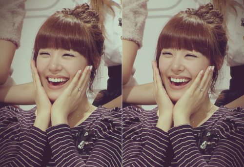 [PICS/GIFS] Mỗi khi Fany Fany cười  Tumblr_lmxk46epBv1qd78k3o1_500