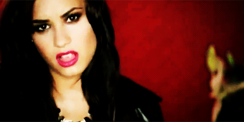 Demi Lovato Gifleri Tumblr_ln0pikkK0W1ql00u9o1_500
