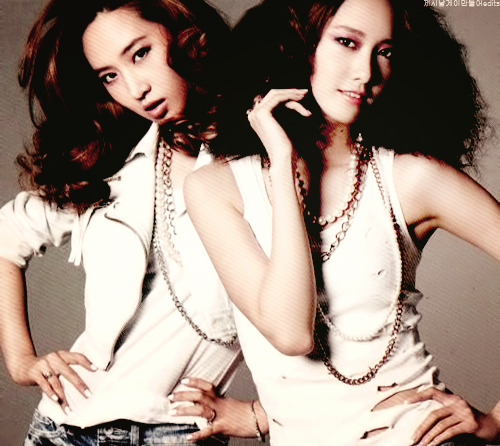 [PICS/GIFS][14-07-2011] Cùng sexy với YoonYul nào!!! Tumblr_lndptfzHAe1qexl5do1_500