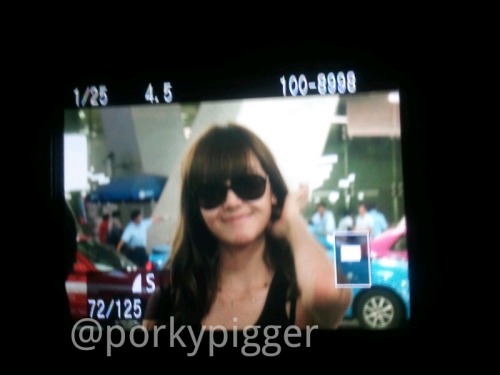  [PIC][7-8-2011] HÌNH ẢNH MỚI NHẤT CỦA JESSICA XUẤT HIỆN TẠI BANGKOK!! Tumblr_lpkfc1CjKc1qd4n8jo1_500