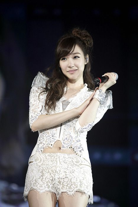 [PICS][GIFS] Tiffany - Eye smile duy nhất đối với S-One Tumblr_lplgsyYLBO1qlbu3wo1_500