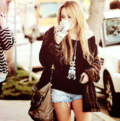 Miley Cyrus - Page 34 Tumblr_lpvfjvfdqZ1qffh7lo1_500