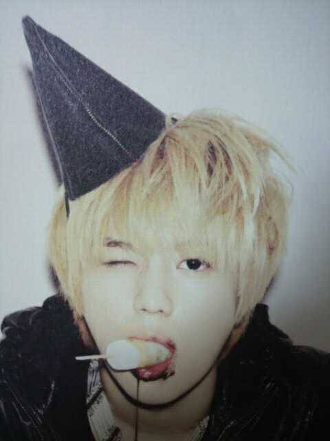 [Scans] SHINee @ Japanese Lucifer Preview Tumblr_lrovgcC6tW1qbdtc2o1_500