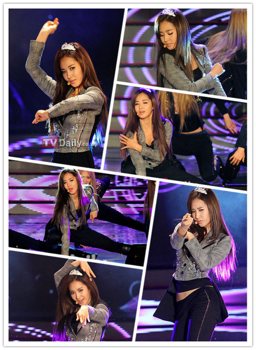 [PICS] SNSD @ Korean Popular Culture and Arts Award || 21.11.11 Tumblr_lv0e8ix5GG1qgugkgo1_500