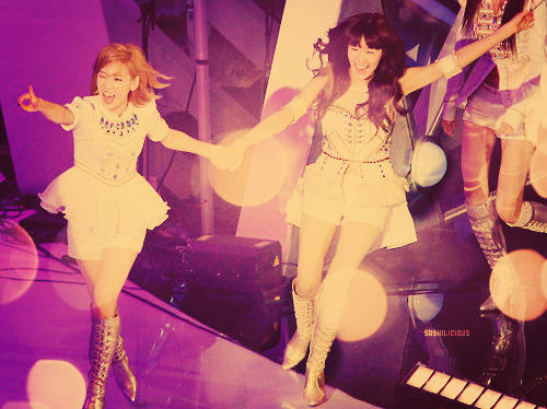 [PIC+VID][7/10/2011]∴♥∴ TaeNy ∴♥∴ Happy Heaven ∴♥∴ Happy New Year 2012 ∴♥∴ Welcome to our LOVE ∴♥∴  - Page 22 Tumblr_lvk9q0qOmD1qmc1awo1_500