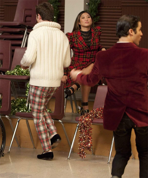 Capitulo 3x09 - Extraordinary Merry Christmas (Escena Klaine Revelada Pág. 11)  (13/Diciembre) - Página 3 Tumblr_lvnp5007uf1qapg62o1_500