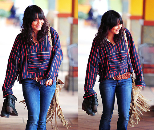 Vanessa Anne Hudgens[2] - Page 20 Tumblr_lvo0zvVObA1qa7db7o1_500