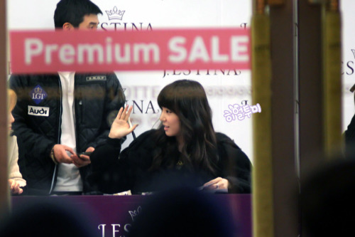 [PIC+VID][7/10/2011]∴♥∴ TaeNy ∴♥∴ Happy Heaven ∴♥∴ Happy New Year 2012 ∴♥∴ Welcome to our LOVE ∴♥∴  - Page 26 Tumblr_lvsa27TcKh1qe39tho1_500