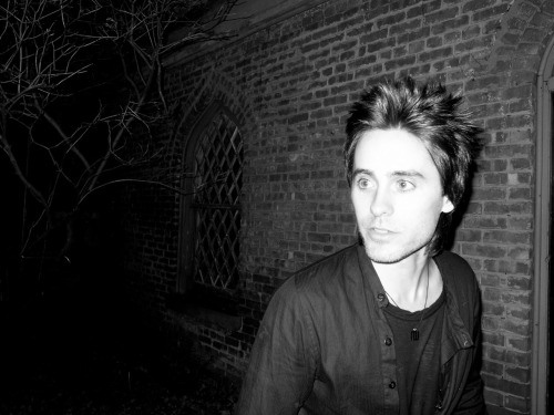 [PHOTOSHOOT] Jared Leto by Terry Richardson - Page 14 Tumblr_lw3lg0UYly1qa42jro1_500