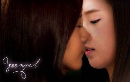 [PICS][9/10/2011] YoonYul's Love Story ๑۩۞۩๑  We are more than real *!!~ - Page 13 Tumblr_lx6sfeP5el1r9suago1_500