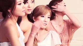 [PIC + GIF][30/10/2011] ♥  TaengSic Couple  ~ BYUN TỘC ♥ Happie Birthday Lép Phu Nhân 18/4/2012 - Page 13 Tumblr_lyp6zmlZPx1qgp9jbo3_400