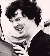 Benedict Cumberbatch KÉPEK, FOTÓK - Page 8 Tumblr_lz1sndWVHR1r4kjgqo5_250