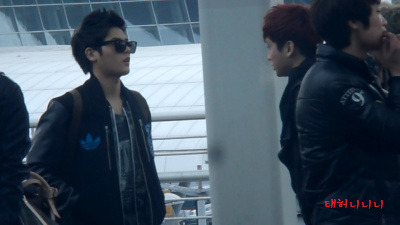 [OTHER] 120225 ZE:A @ Incheon Airport (Go to Japan) Tumblr_lzxmi1Nl941qbifqyo1_400