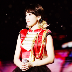  Post de Cumpleaños de Taeyeon 2012  ♥ Tumblr_m0kwtzKI4Z1r4e0bno3_250