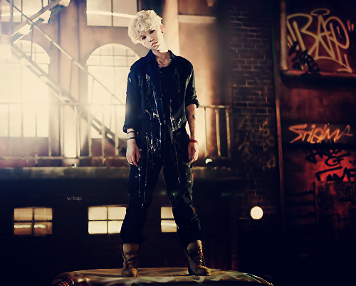 [PIC-GIF][17-03-2012] Zelo Image Tumblr_m0zsnhE3lc1rrm37so1_500