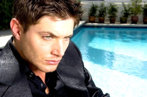 Jensen Ackles. El post de la moderación para no spammear evrigüer. Tumblr_m1dg5o5i5s1qzlobdo1_500