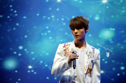 EXO Korea Showcase - Luhan Tumblr_m1rpqeaa7H1r8i9eqo1_500