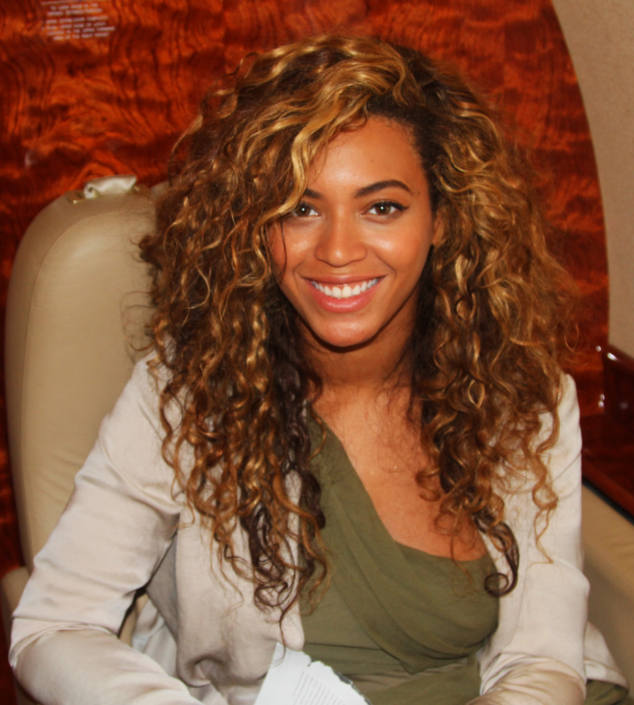 Beyonce[2] - Page 35 Tumblr_m1xouptody1rqgjz2o1_1280