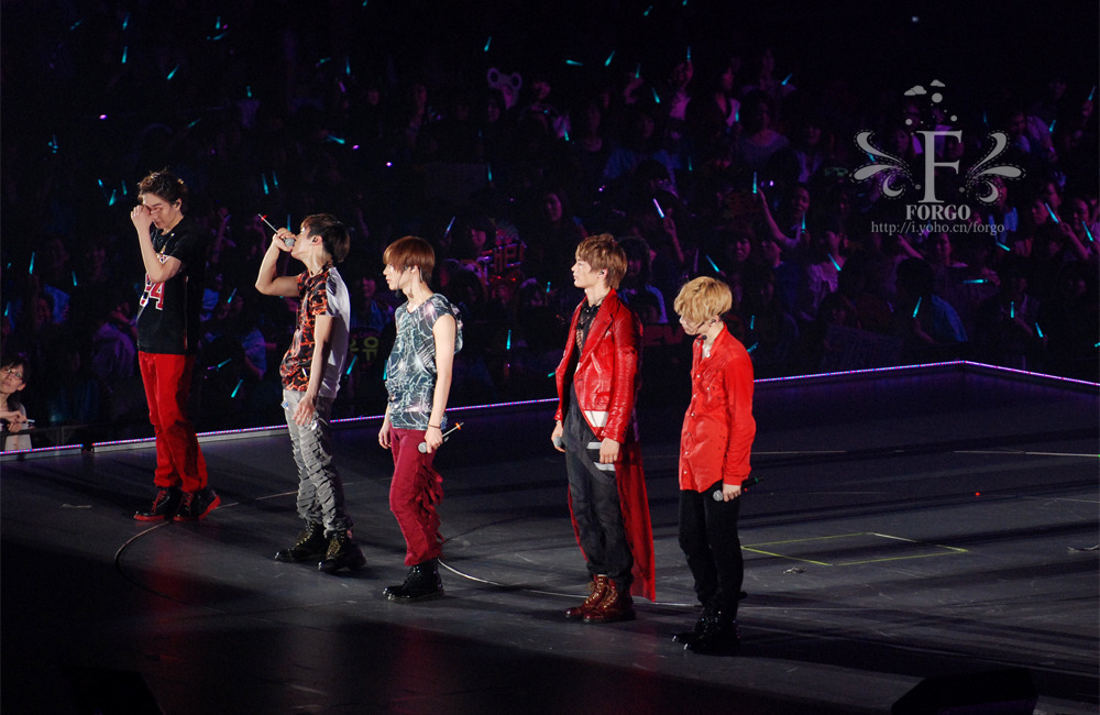 SHINee World photo for THE FIRST JAPAN ARENA TOUR Tumblr_m3d64kjeyU1r179gzo4_1280