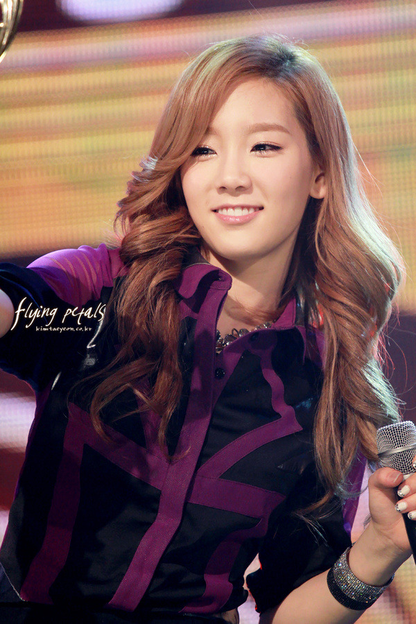 [PREVIEW/FANTAKEN][10/5/2012]TaeTiSeo || MBC Music Show Champion Tumblr_m3sjbz2B991r7omflo1_1280