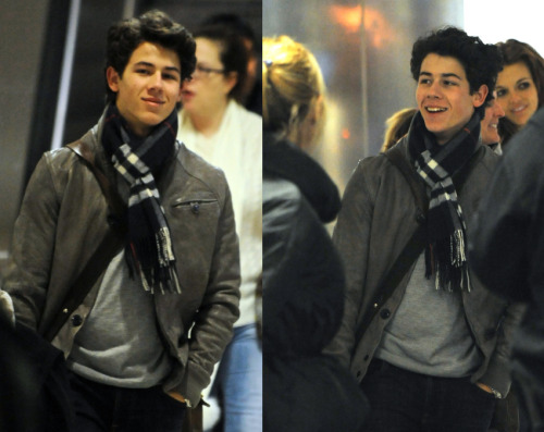 nicholas jerry jonas <3 - صفحة 3 Tumblr_kuik2zOBZI1qzll73o1_500