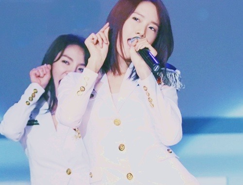 [Yoona + Hyoyeon] - ♥YoonHyo = YoonHyoding Couple  Tumblr_le0s1s7qyn1qf51xzo1_500