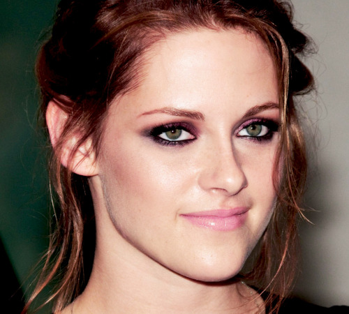 Kristen Stewart - Página 31 Tumblr_lg7rqgloeh1qd0jq4o1_500