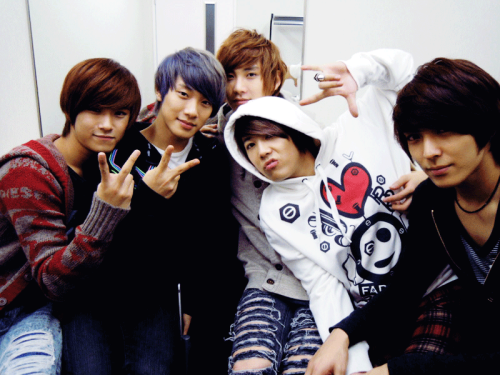 [22.07] 3 chansons des FT island censuré . Tumblr_lha7pwYhH21qaa5ejo1_500