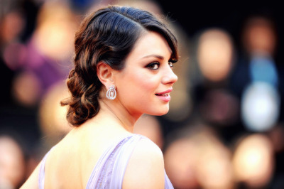 Mila Kunis . Tumblr_lhazjld0gG1qaancbo1_400