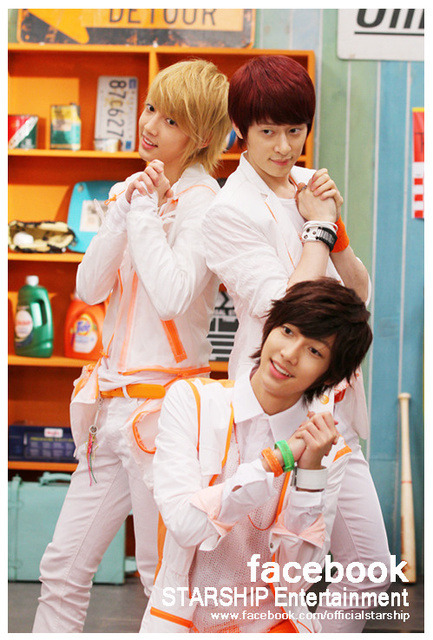 JOtwins <3 Tumblr_loima9nIu51r01tpao1_500