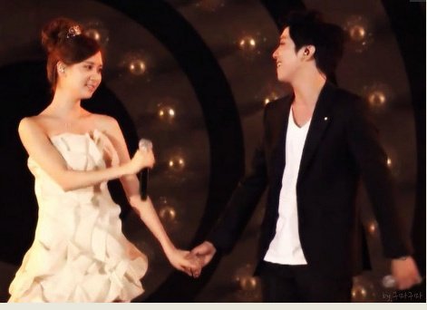 [PICS][GIFS][24-08-2011] YongSeo tình tứ - Khoai lang couple Tumblr_lq9y60iZMF1qf0bv1o1_500