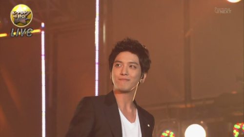 [PICS][GIFS][24-08-2011] YongSeo tình tứ - Khoai lang couple Tumblr_lqf7bw45xi1qmazito1_500