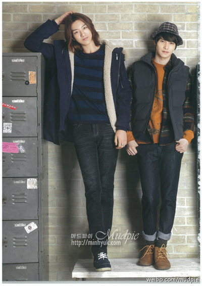 [Scans] Bang Bang Fall 2011 Catalogue  Tumblr_lqfa9yZvSP1qag68vo2_400