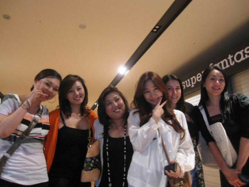 [PIC][03-09-2011]Hình ảnh Tiffany và những người bạn của cô  Tumblr_lqxtbdwIcT1qauvtdo1_500