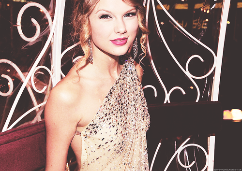 Taylor Swift - Page 9 Tumblr_lrlpxcgqEG1qbgvdvo1_500