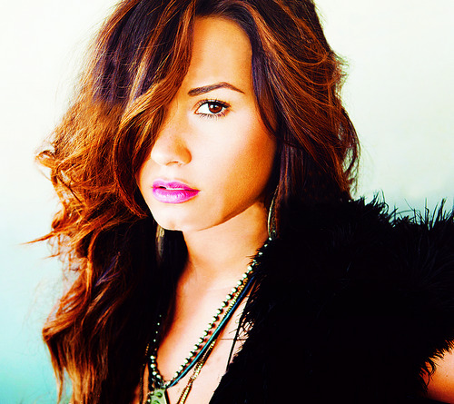 Demi Lovato  - Page 11 Tumblr_lrpjp38Uzm1qam7ojo1_r1_500