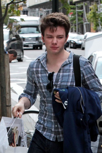 Chris Colfer en New York  Tumblr_lsguh36QKc1qahpupo1_400