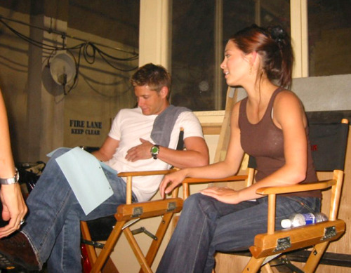 Smallville Behind the Scenes Tumblr_lvo8nrbMcq1r6m5e8o1_500