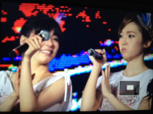 [PICS][8/11/2011] JeTi 's The Garden -‘♥’- Thiên đường PG =)) - Page 6 Tumblr_lvzt1cLjYp1qdgstco1_500