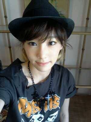 [PIC-Selca] Tae~Tae New UFO Photo *o* Tumblr_lx10sk5Ulk1qgqzj0o1_400