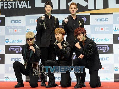 [01.01] 2011 MBC GAYO DAEJUN  Tumblr_lx2i4fWdnr1r0djloo2_500