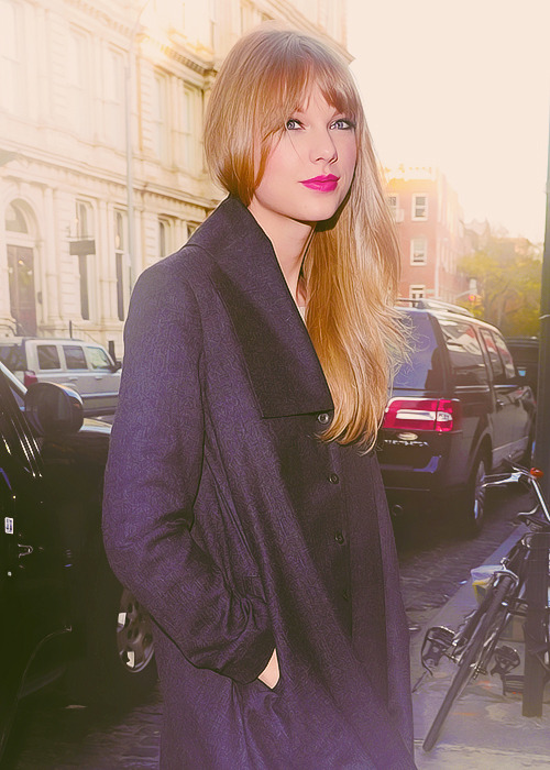 Taylor Swift - Page 26 Tumblr_lz92kklW4P1r7oewuo1_500