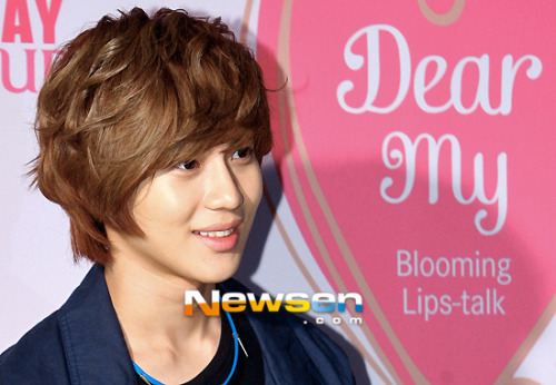 120229 SHINee @ Etude House Evento "Dear my lips-talk" Tumblr_m058pg6vBJ1qff7woo1_500