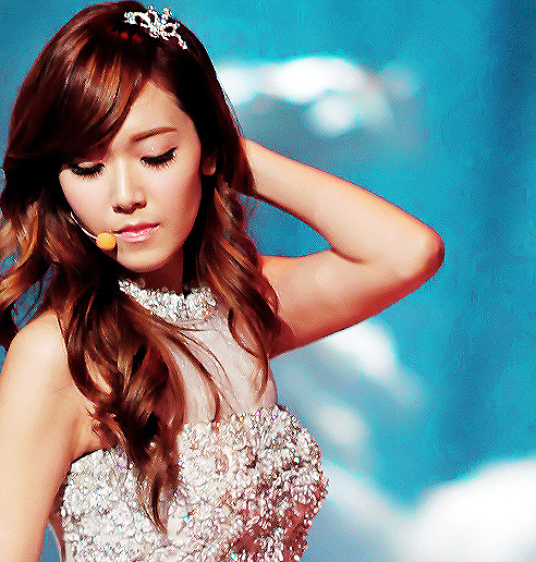 [PICS][Request] Post tấm hình của Jessica mà bạn yêu thích nhất! Tumblr_m1ege7YyIF1rs9kt0o1_500